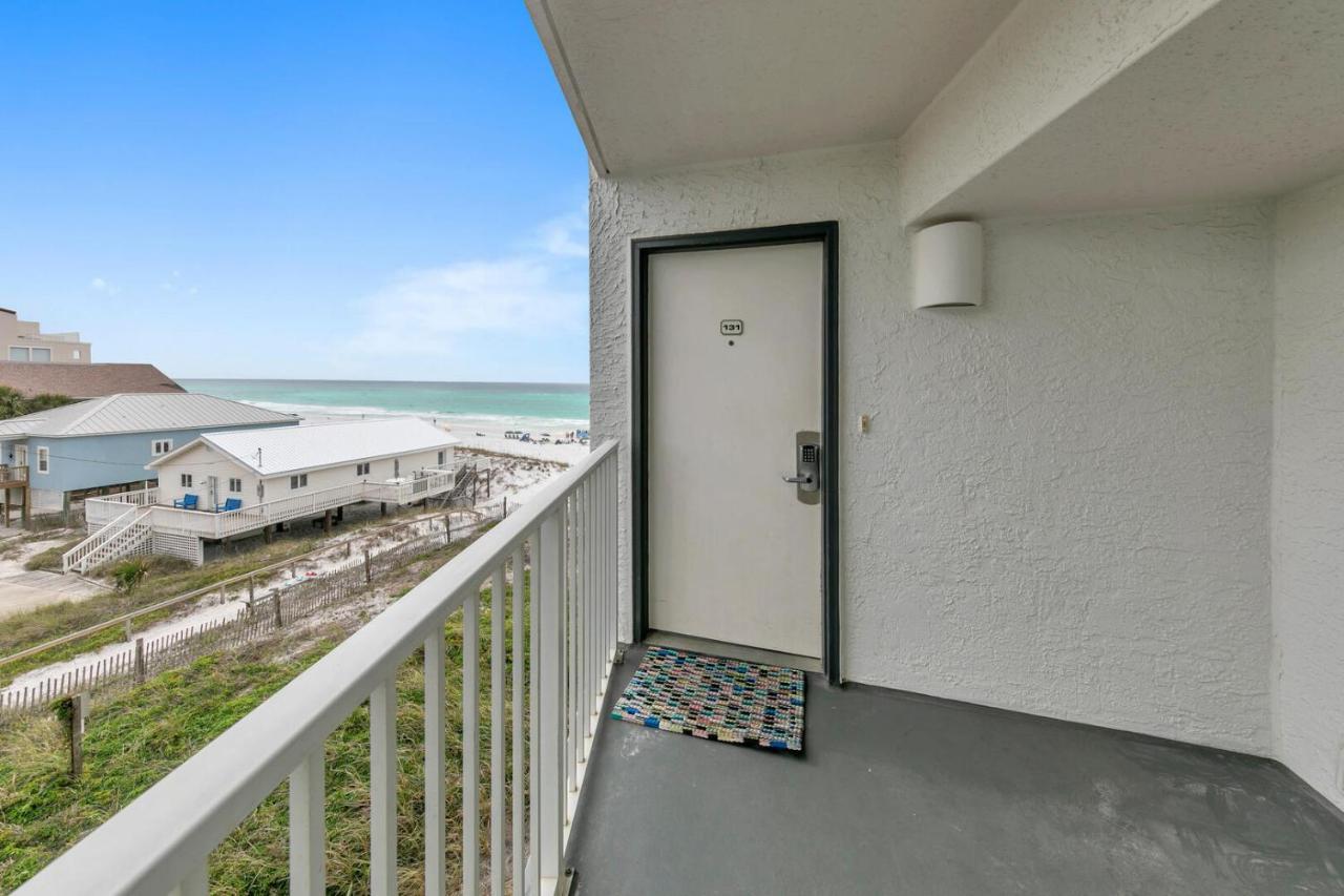 Mainsail 131 - Beachfront 2Br With Free Seasonal Beach Service Destin Kültér fotó